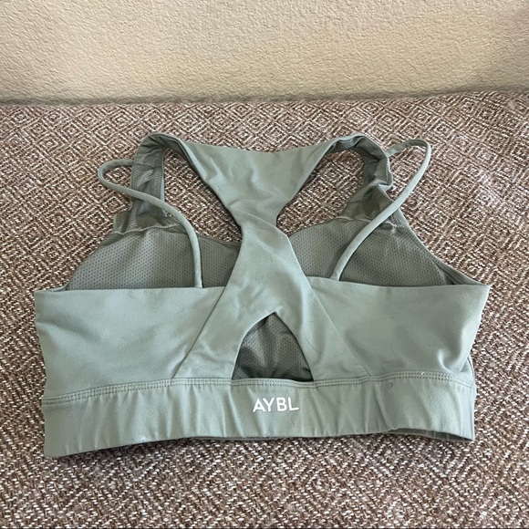 AYBL Green Sage CORE SPORT BRA Sz L Bundle Of 2 Outdoor Gym Casual Gorpcore - Picture 6 of 13